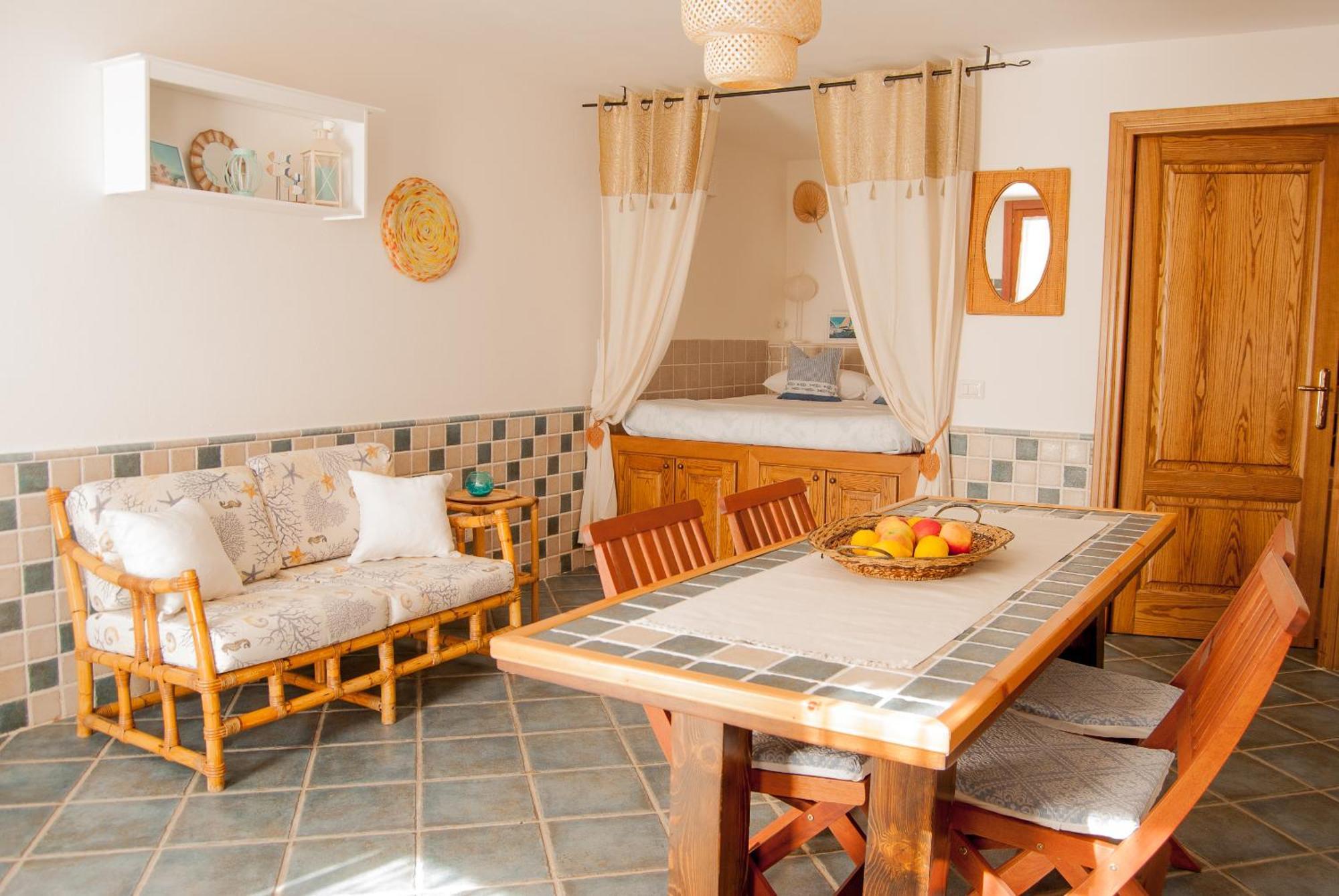 Apartamento Casa Danilo San Teodoro  Exterior foto