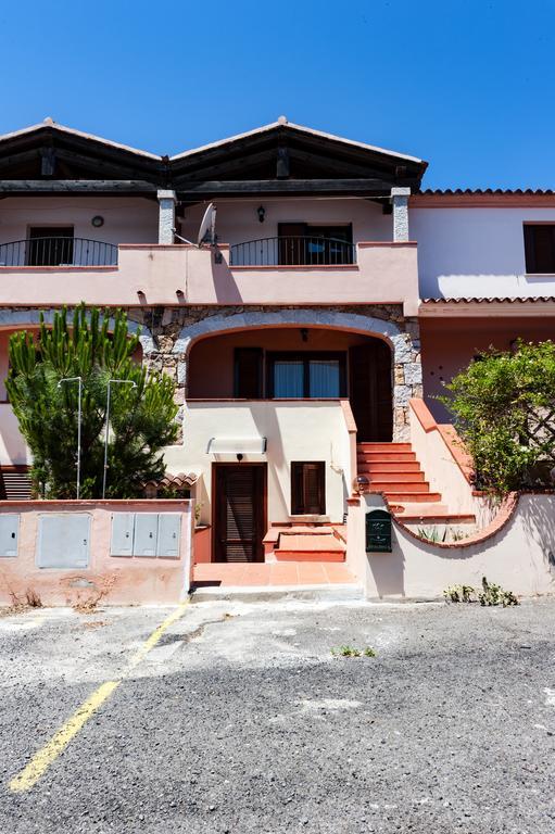Apartamento Casa Danilo San Teodoro  Exterior foto